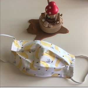 🇺🇸 hand made kids banana 🍌 cotton face mask